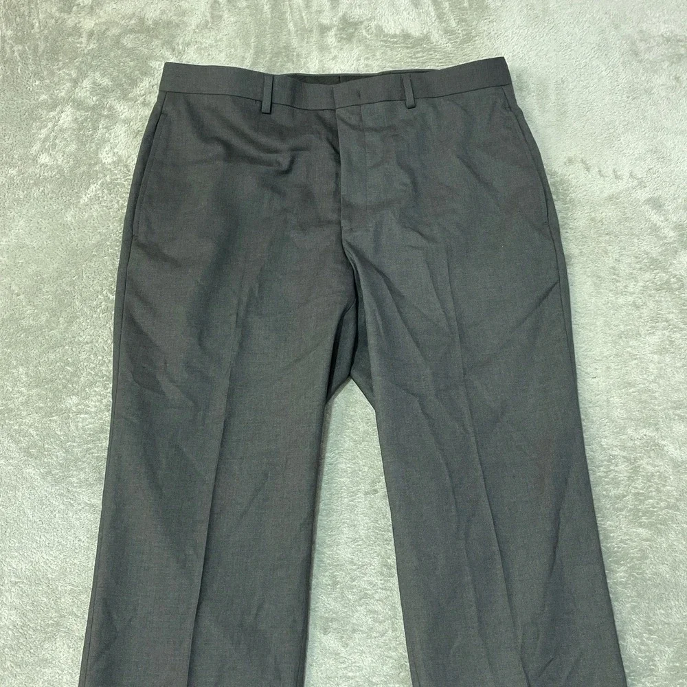NWOT New Marc New York Dress Pants Men's 33x32 Gray Casselman Flat Front